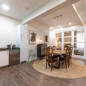  Apartamento Homeloving Centre With Parking